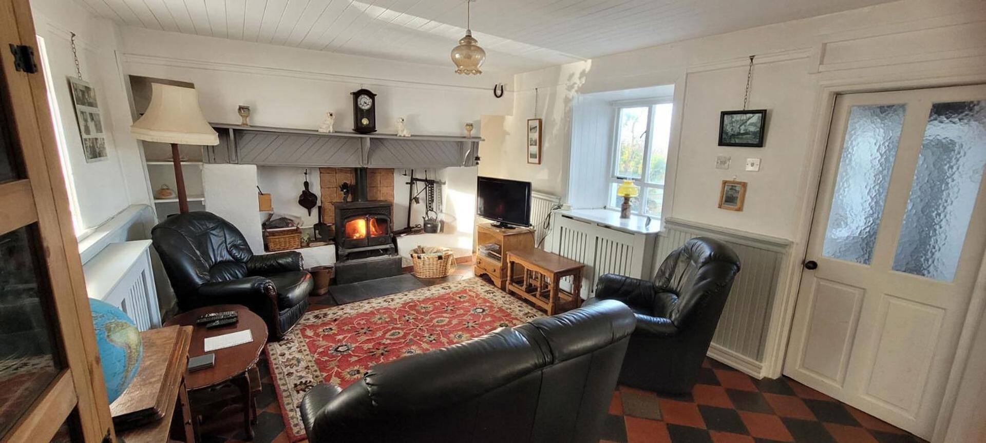 Quarvue Farmhouse, Unique House With Views Of Mournes And Cooleys O Meith Exterior photo